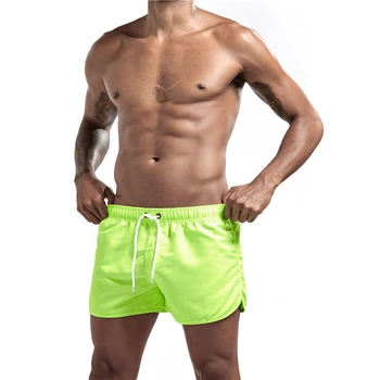  Летние мужские пляжные шорты для фитнеса в новом стиле, летняя спортивная одежда для спортзала, пляжные шорты для бега трусцой, быстросохнущие шорты